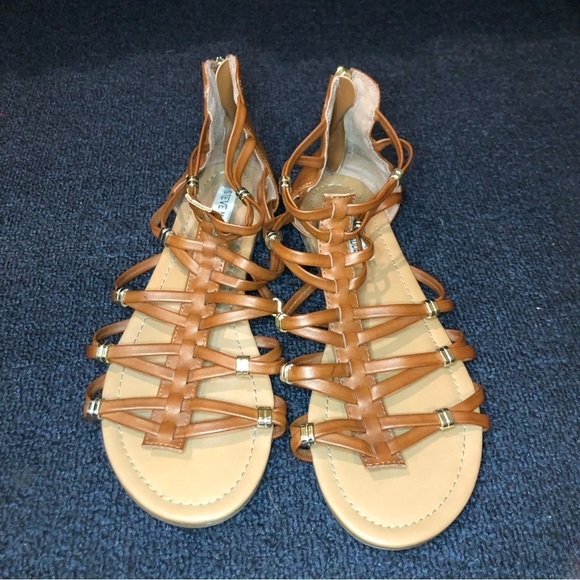 Steve Madden Carleey Brown Gladiator Sandals Size 9 - Picture 1 of 10